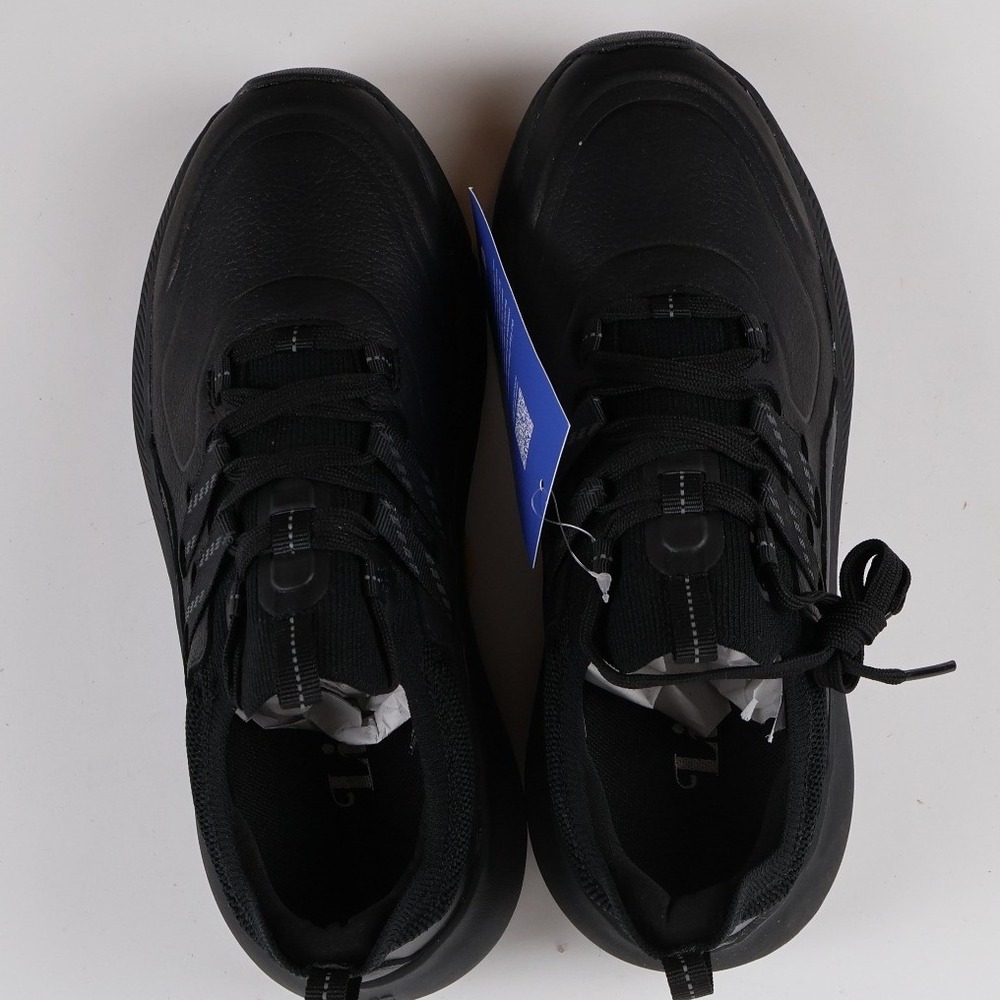 Lila Work Shoes Slip Resistant Sneakers Black Solid 4.5 NWT